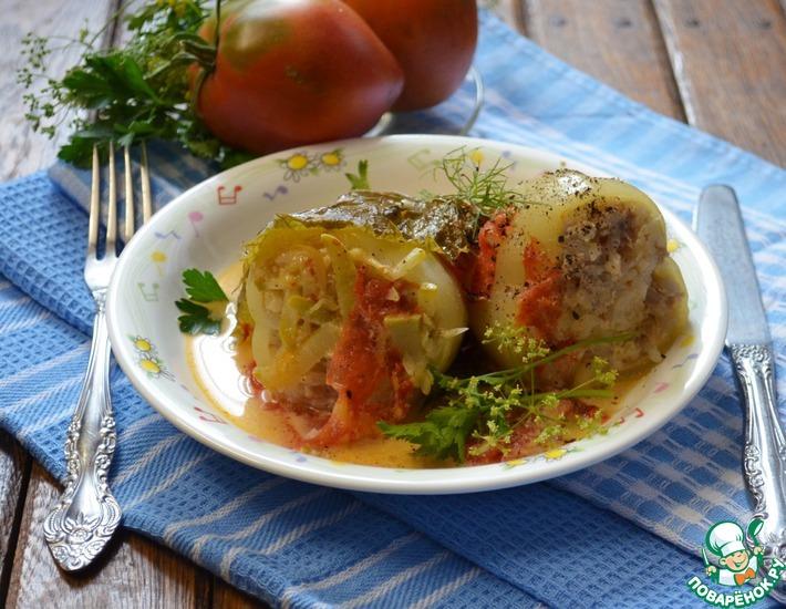 Рецепт: Фаршированные перцы в сливочно-овощном соусе