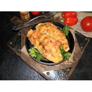 Кабачки, фаршированные курицей и овощами