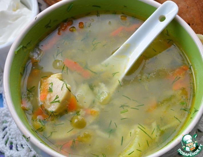 Рецепт: Куриный суп с рисом и горошком