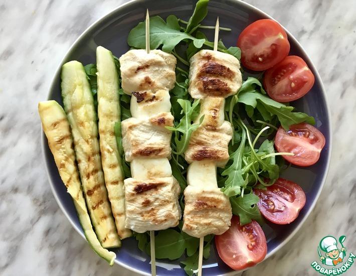 Рецепт: Шашлычки из курицы и сыра халуми