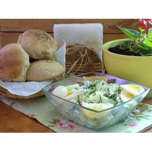 Салат с капустой и зернистым творогом