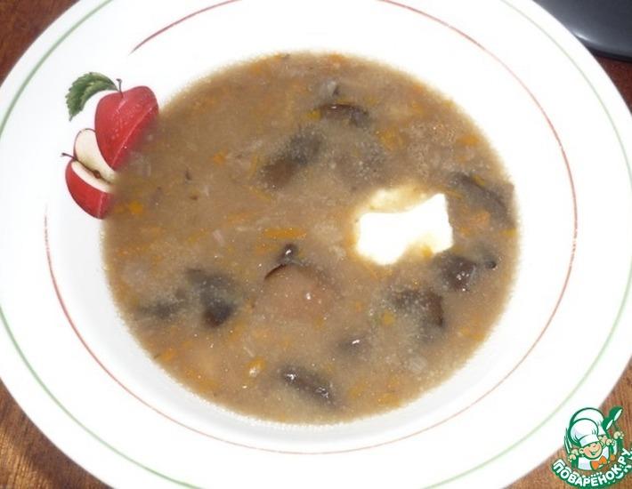 Рецепт: Грибной суп с манкой
