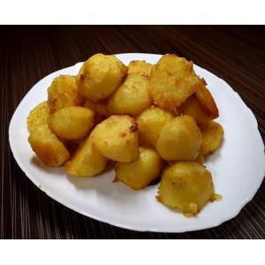Запеченный картофель с чесноком и паприкой