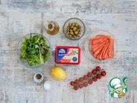 Зеленый салат с роллами из лосося и сыра ингредиенты