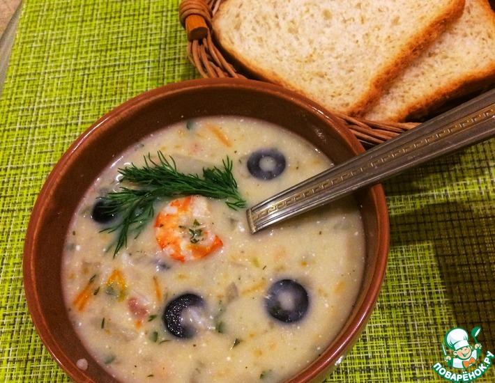 Рецепт: Сырный суп «Креветки и маслины»