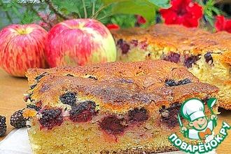 Рецепт: Яблочный пирог с ежевикой