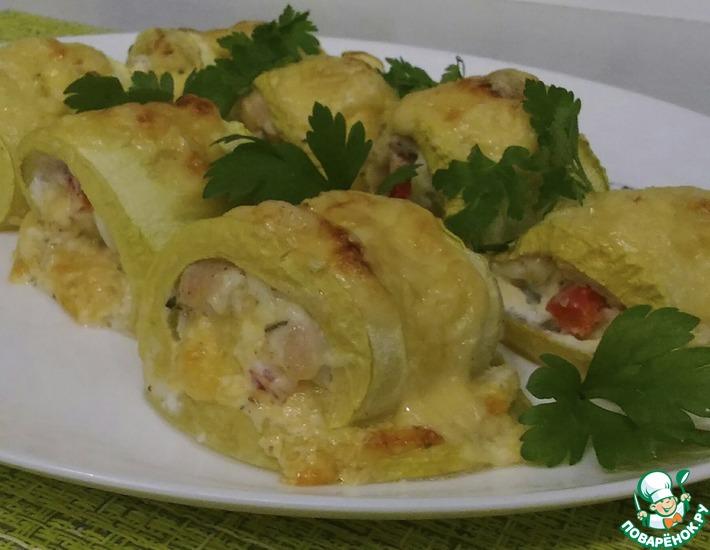 Рецепт: Запеченные рулетики из кабачков с курицей