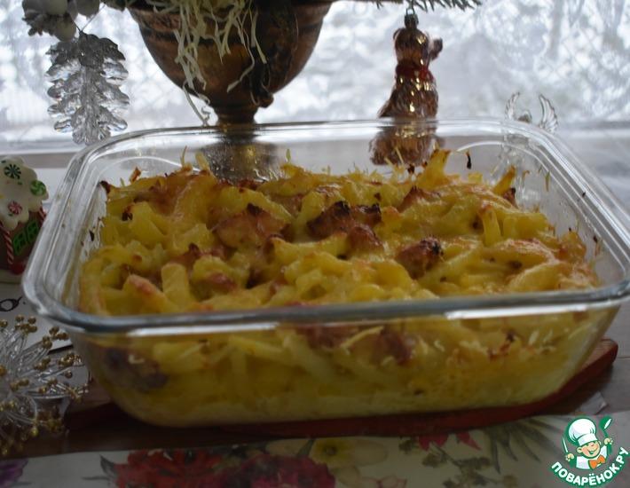 Рецепт: Картофель с беконом в сметанной заливке
