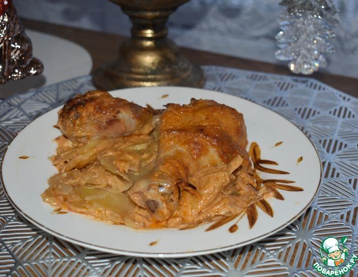 Рецепт: Картофель с курицей в сметанном соусе