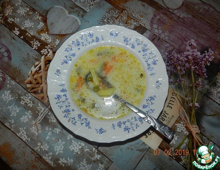 Рецепт: Сырный суп с куриными сердечками