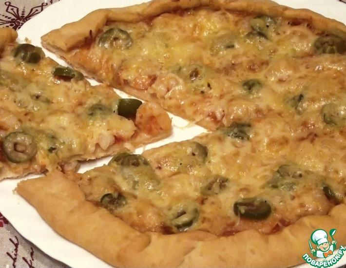 Рецепт: Пицца с креветками и оливками
