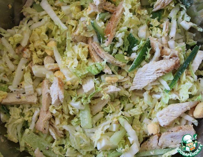 Рецепт: Салат из пекинской капусты и курицы