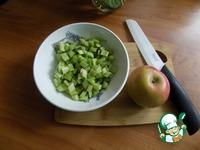 Простая шарлотка с ревенем и яблоком ингредиенты