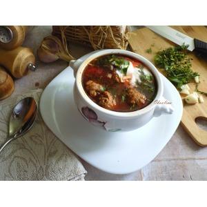 Свекольно-овощной суп с фрикадельками