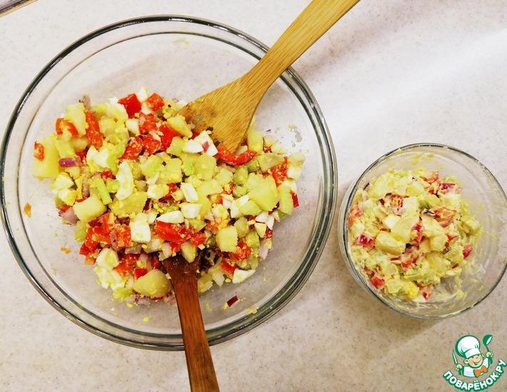 Рецепт: Картофельный салат с яйцом и овощами