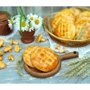 Пирожки с картофелем и лисичками