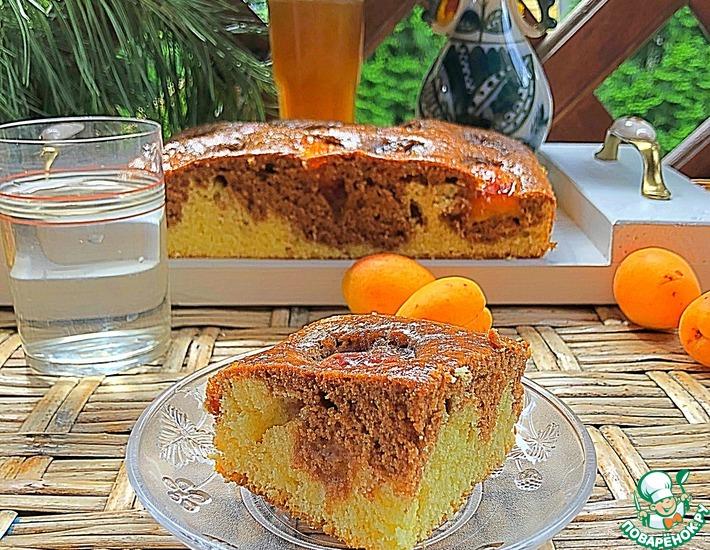 Рецепт: Двухцветный пирог с абрикосами