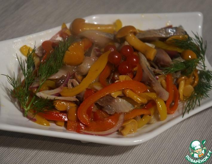 Рецепт: Салат закусочный Сельдь с грибами