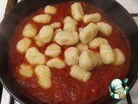 Ньокки с томатным, песто и сырным соусом ингредиенты