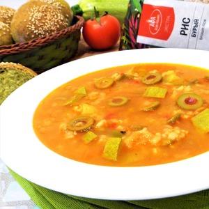 Постный рассольник с рисом и оливками