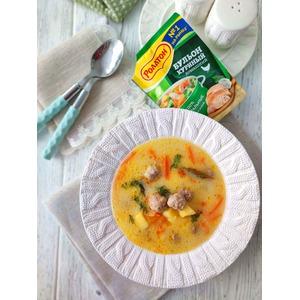 Домашний суп с фрикадельками и сыром