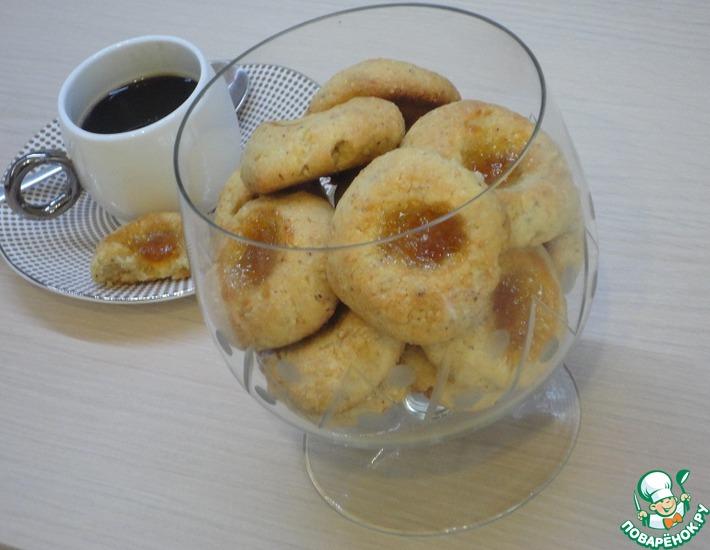 Рецепт: Ореховое печенье с джемом