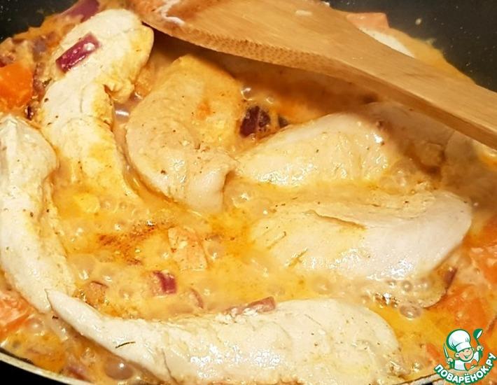 Рецепт: Жареная курица в сметане