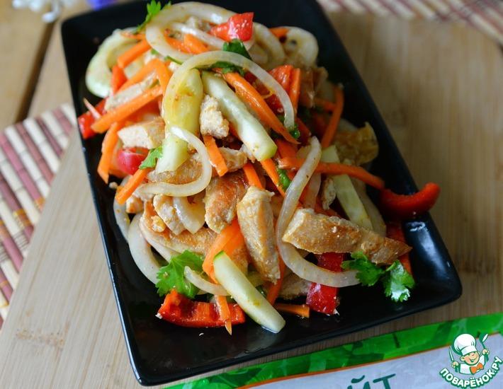 Рецепт: Корейский салат из индейки с овощами