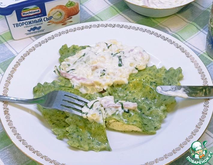 Рецепт: Зеленые равиоли с чесночным соусом