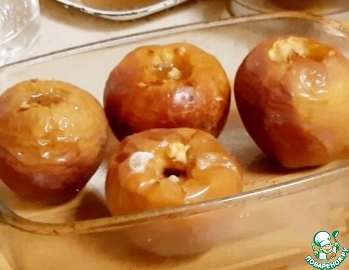 Рецепт: Яблоки запеченные Десертные