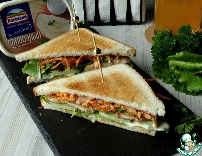 Рецепт: Сэндвич с наггетсами и корейской морковью