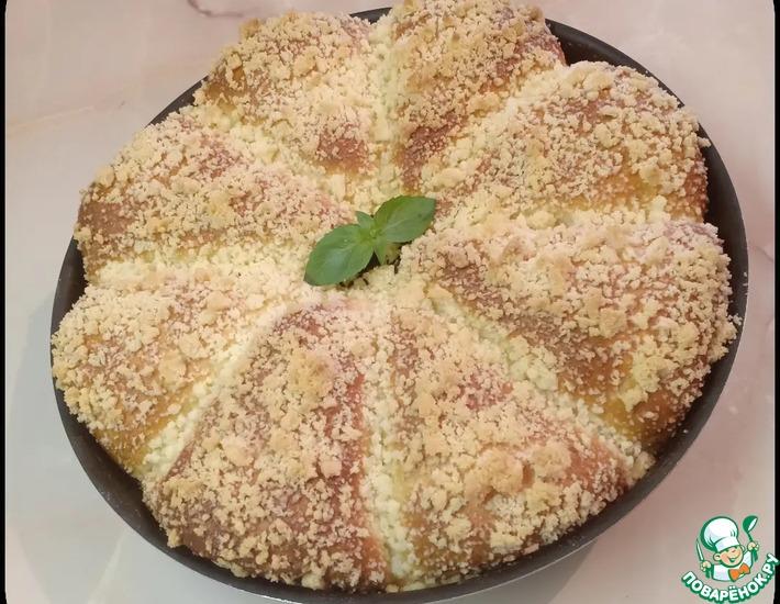 Рецепт: Пирог с яблоками и изюмом