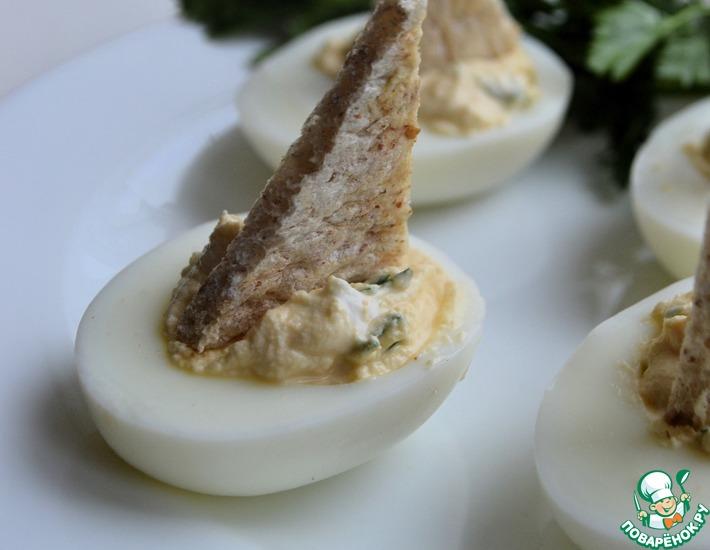 Рецепт: Закуска Парусники из яиц