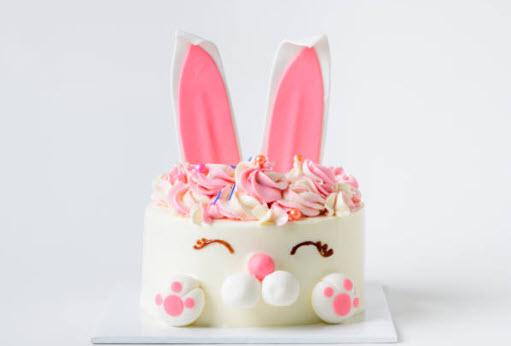 торты на новый год: Торт и десерт «Кролик»