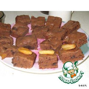 Рецепт: Шоколадные пирожные с черносливом и курагой
