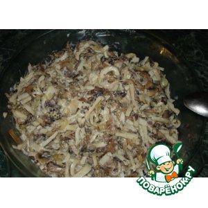 Рецепт: Салат из кальмаров с грибами
