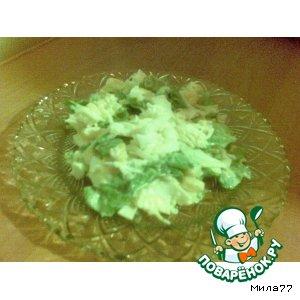 Рецепт: Салат с кальмарами, сыром и кукурузой