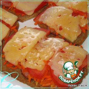 Рецепт: Горячие бутерброды с корейской морковью