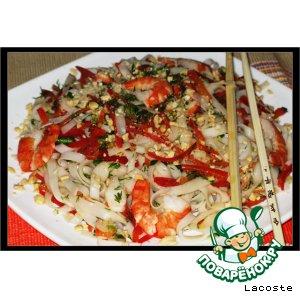 Рецепт: Салат с креветками и рисовой лапшой