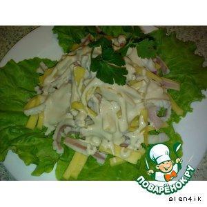 Рецепт: Салат из кальмаров «По-дальневосточному»