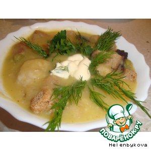 Суп-пюре из зеленого горошка с фрикадельками