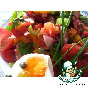 Рецепт: Салат   овощной   с   изюмом   и   каперсами
