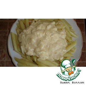 Рецепт: Вермишель с кальмаровo-сырным соусом