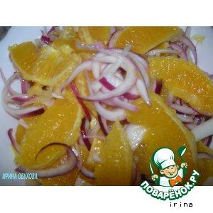 Рецепт: Салат из апельсинoв с крымским луком