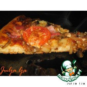 Рецепт: Пицца с баклажанами и копчeным мясом