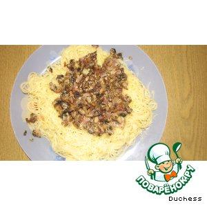 Рецепт: Капеллини со сметанно-грибным соусом