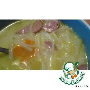 Рецепт: Сырный суп с сосисками