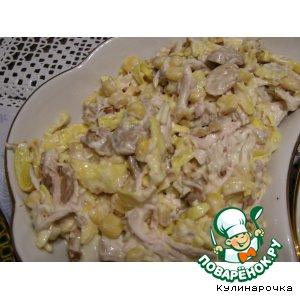 Рецепт: Салат куриный с грибами и сухариками
