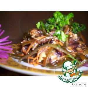 Рецепт: Салат из морской капусты и сухофруктов "Восторг"