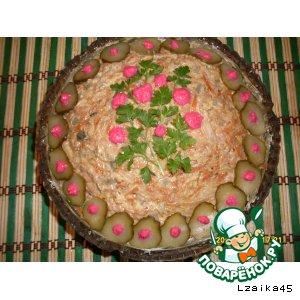 Рецепт: Куриный салат Розовый куст